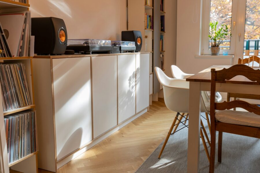 Living room stereo speakers amplifier