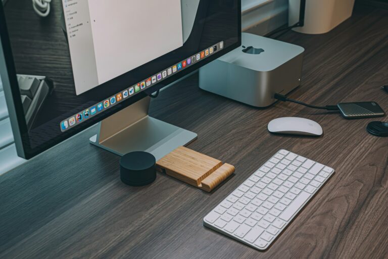 Usb ssd wooden desk