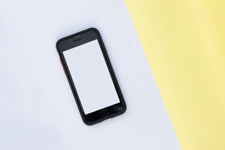 Small mobile device one-handed use
