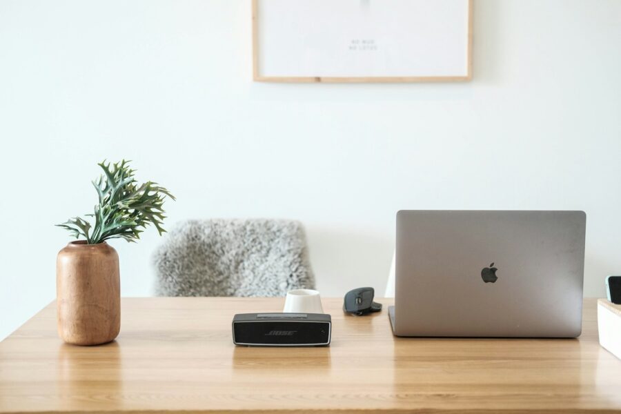 Usb docking station office desk