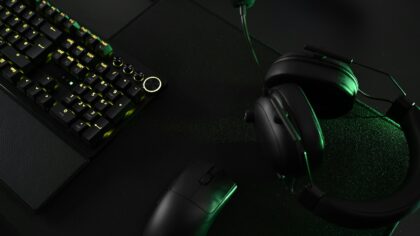 How to choose the right wireless gaming headset for PC and console