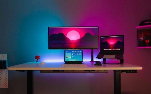 How to pick a monitor for PlayStation, Xbox and PC play