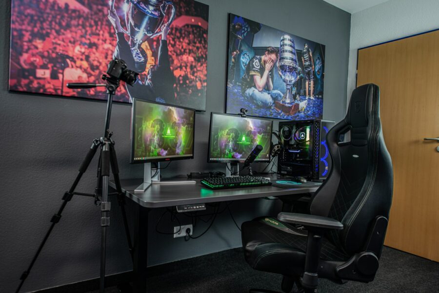Gaming desk multiple consoles monitor cables