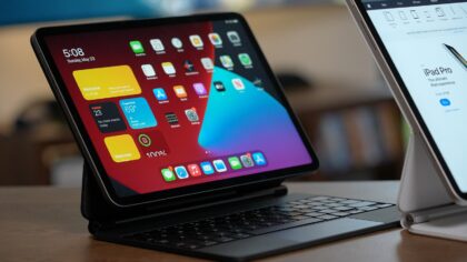 How to turn your iPad or 2‑in‑1 into a comfortable desk setup