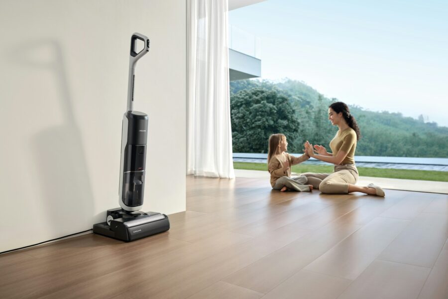 Robot vacuum cleaner hardwood floor living room