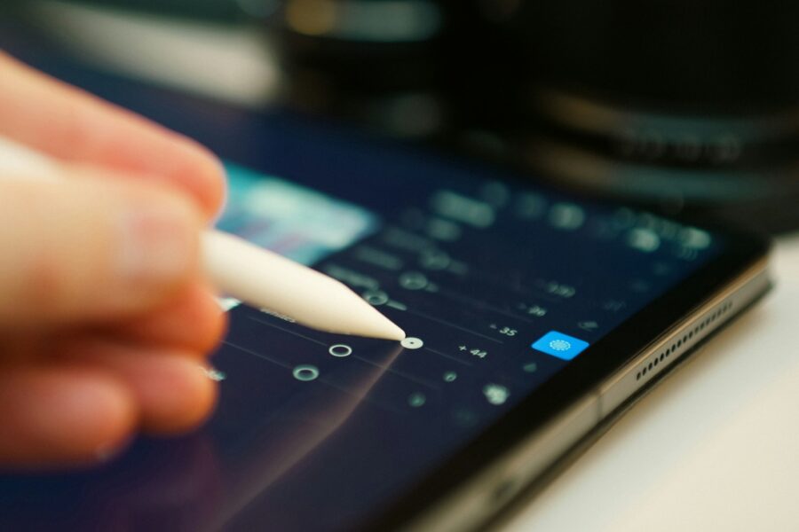 Digital pen stylus touch screen