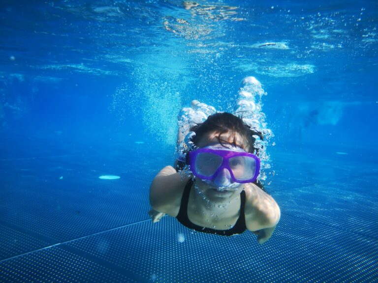 Handheld device underwater swimming pool