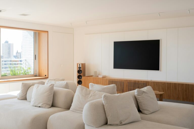 Living room soundbar