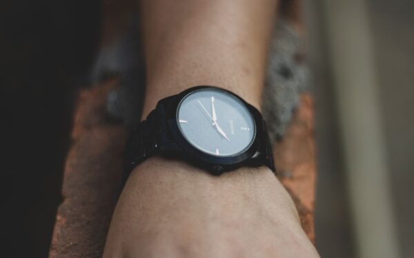 A practical guide to hybrid watches: classic style meets connected tech