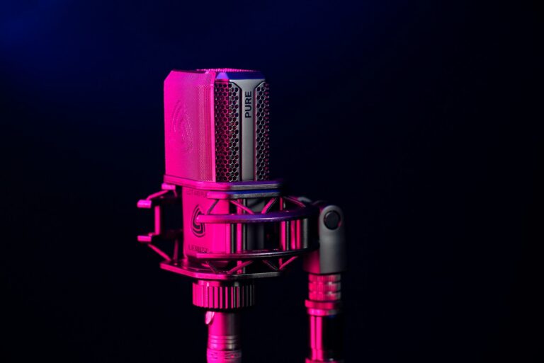 Gaming microphone rgb