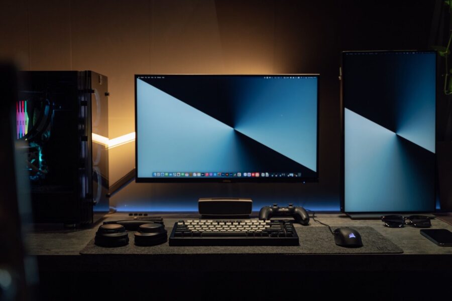 Gaming desk rgb keyboard mouse monitor dark room