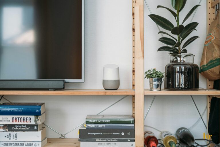 Smart home living