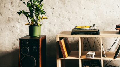 How to build a simple vinyl-friendly setup that works with your streaming gear