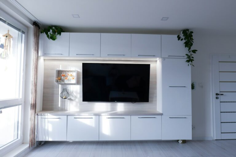 Living room home cinema bias lighting