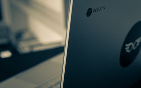 How to choose a Chromebook that fits your work, study or travel routine