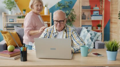 How to choose a reliable family laptop that works for parents and kids
