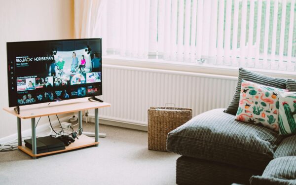How to choose a smart TV streaming box that fits your home and habits
