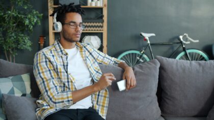 How to choose TV headphones that keep everyone at home happy