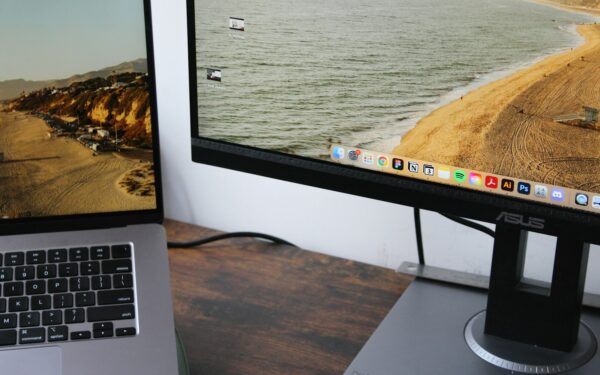 How to pick a laptop docking setup that actually improves your desk