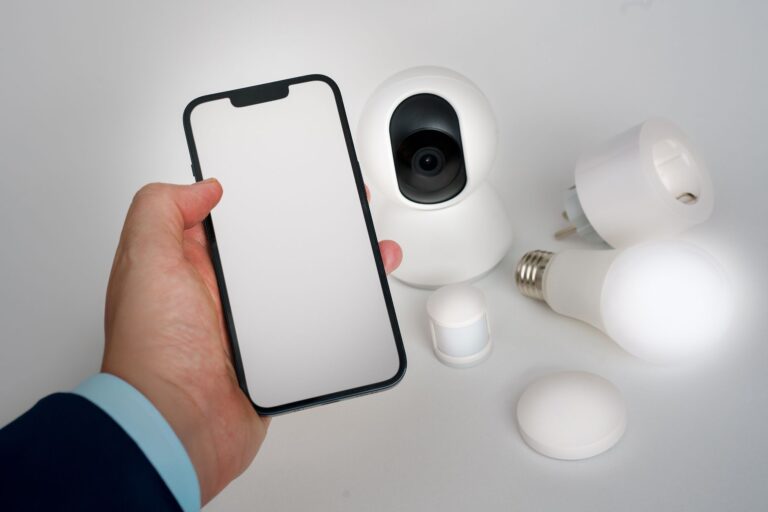 Smart home thermostat mobile app interface