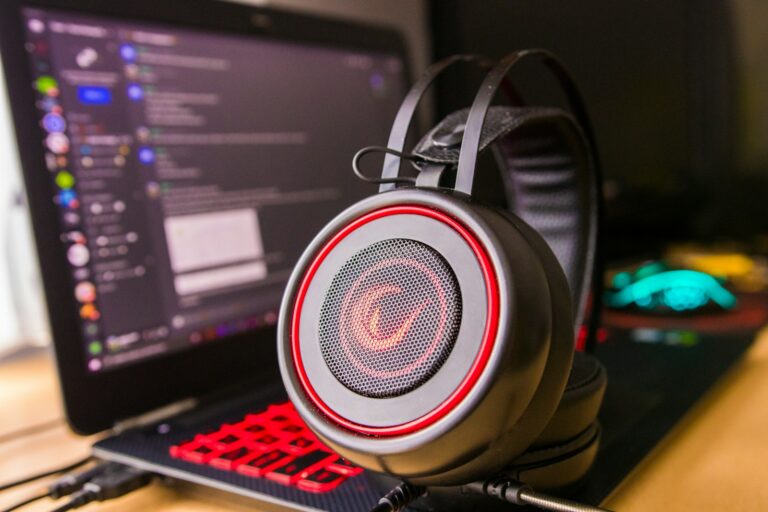 Open back headphones
