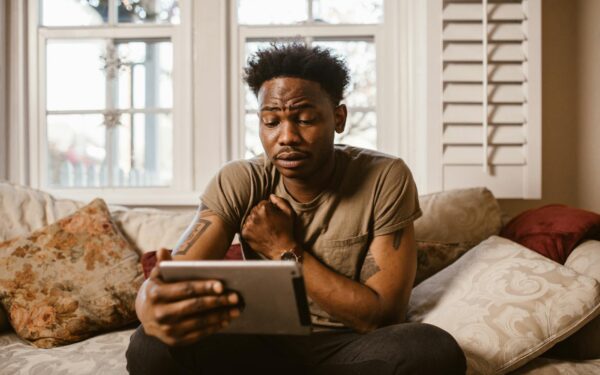 How to pick the right tablet for entertainment at home and on the go