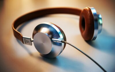 How to pick wired headphones in a wireless world