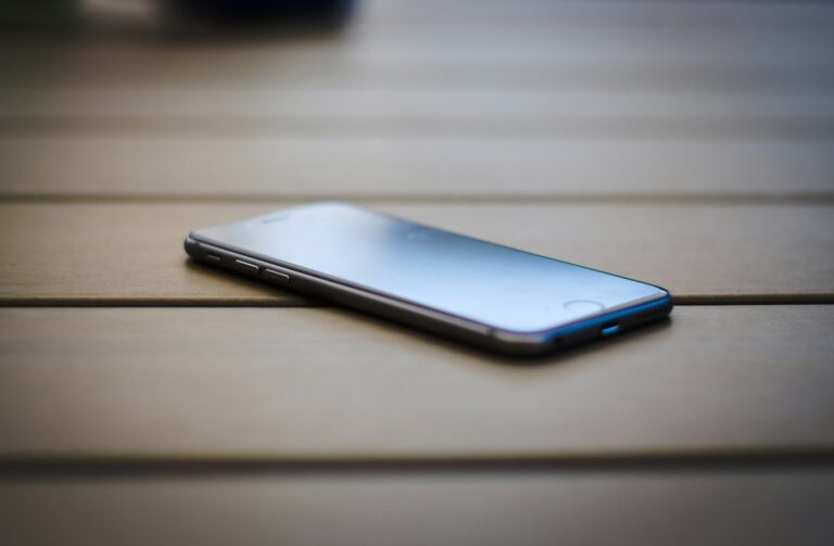 Smartphone table lost