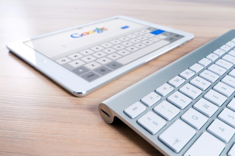 Tablet keyboard case