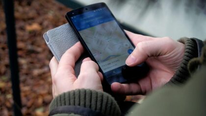 How to use location sharing on your smartphone safely and usefully