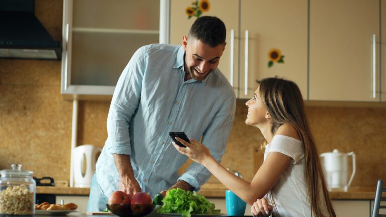 Smart speaker kitchen