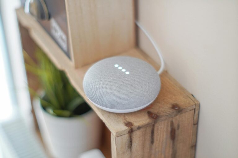 Smart speaker kitchen counter wireless audio system apartment