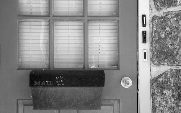 Smart door sensors explained: how tiny magnets make your home safer and smarter