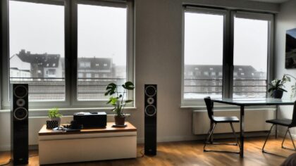 Smart home for small spaces: how to add connected comfort in studios and tiny homes