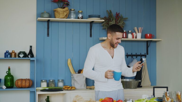 Smart speaker kitchen