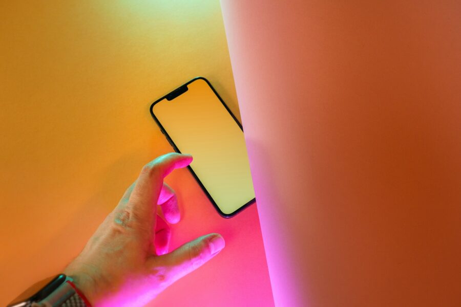 Smart plug wall