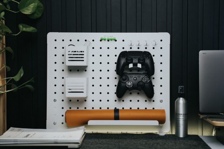 Modular gaming controller