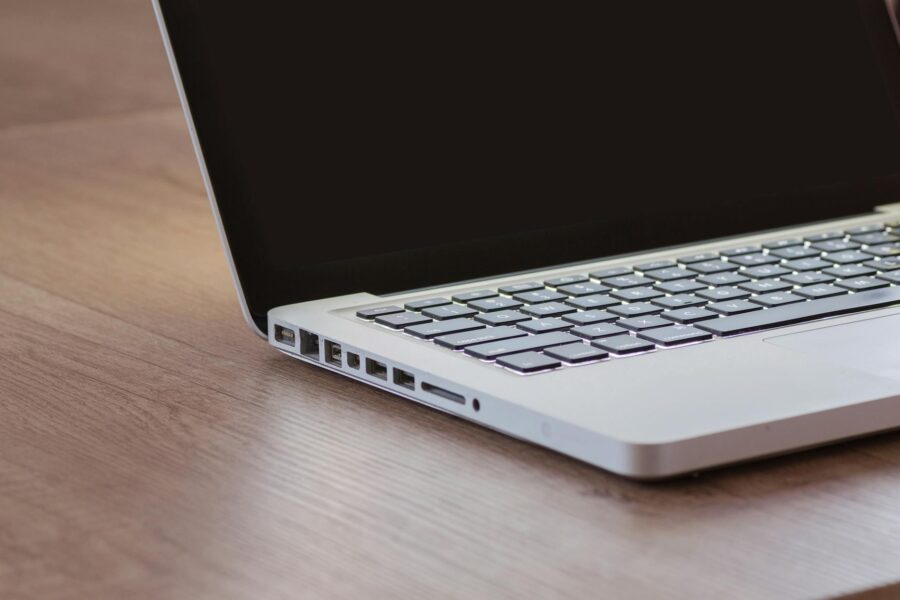 Usb hub wooden