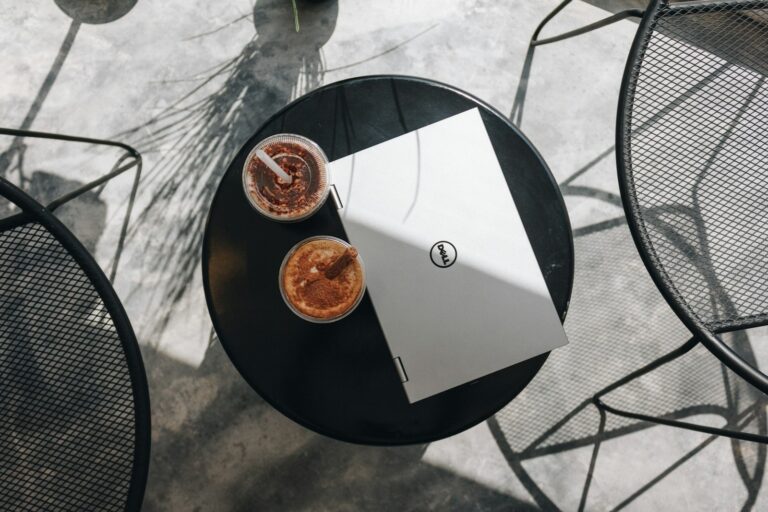 Dual portable monitor coffee shop table