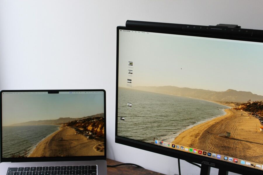 Portable monitor laptop tablet desk