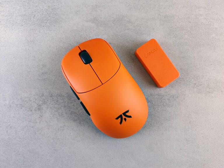 Wireless gaming mouse
