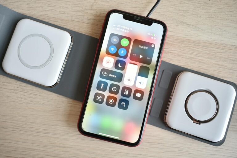 Wireless charging stand