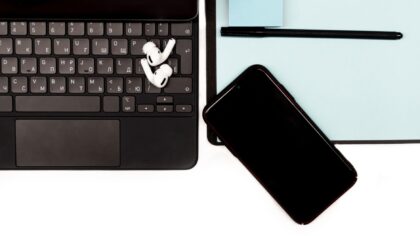 Wireless earbuds buying guide for work, commuting and home use
