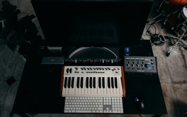 Beginner’s guide to studio headphones for home creators and serious listeners