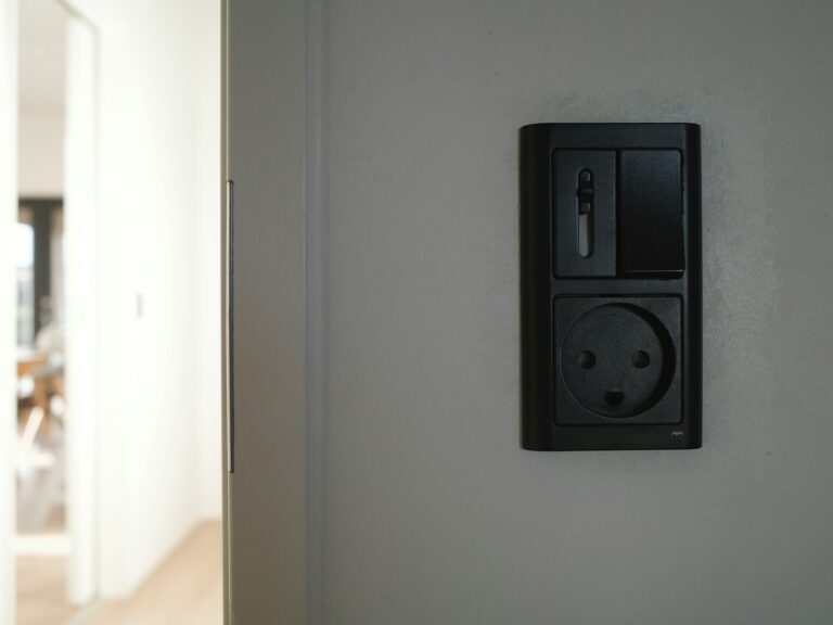 Wifi smart plugs