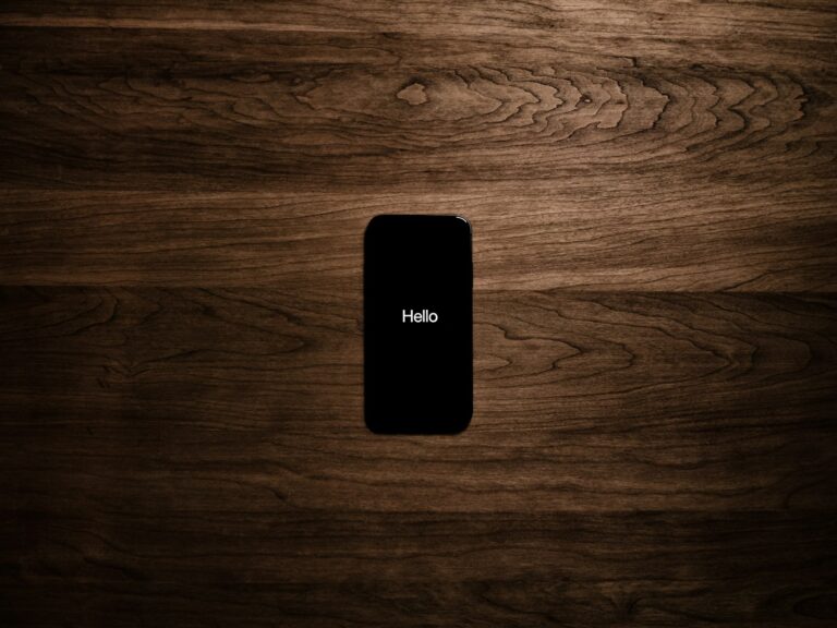 Small smartphone hand