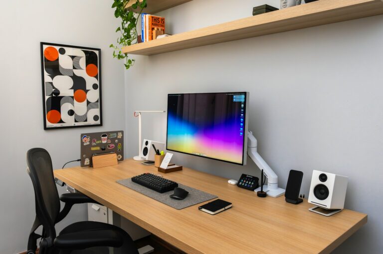 Bluetooth speaker desk