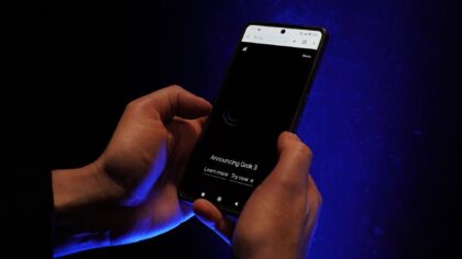 How to get the most from an OLED smartphone screen without ruining your eyes or battery