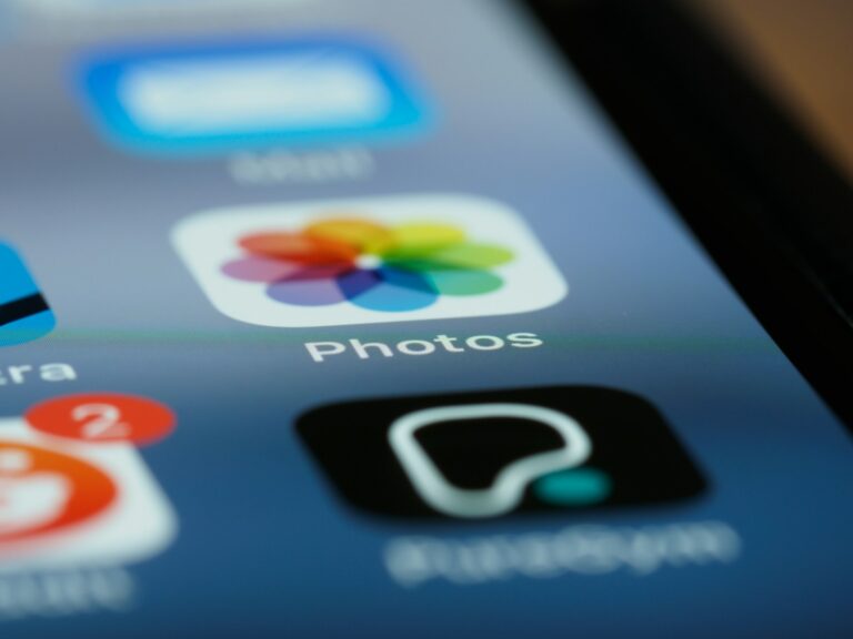 Deleting files smartphone