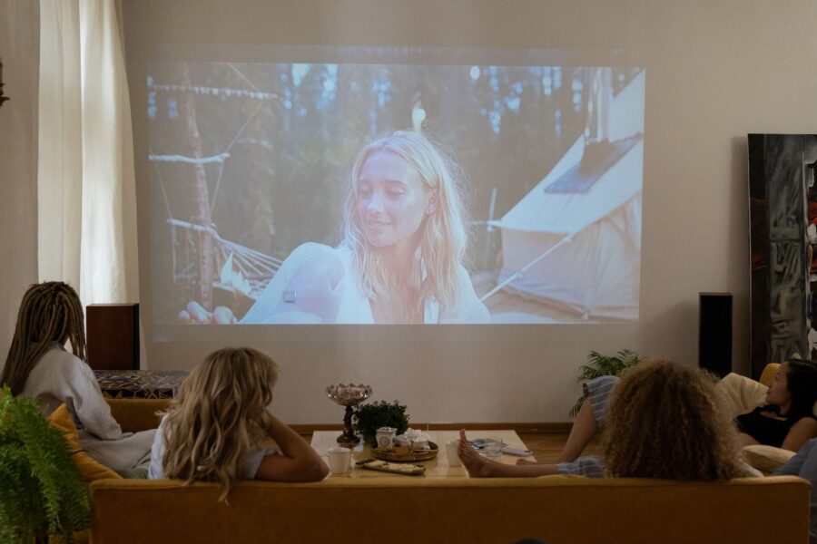 Home projector screen